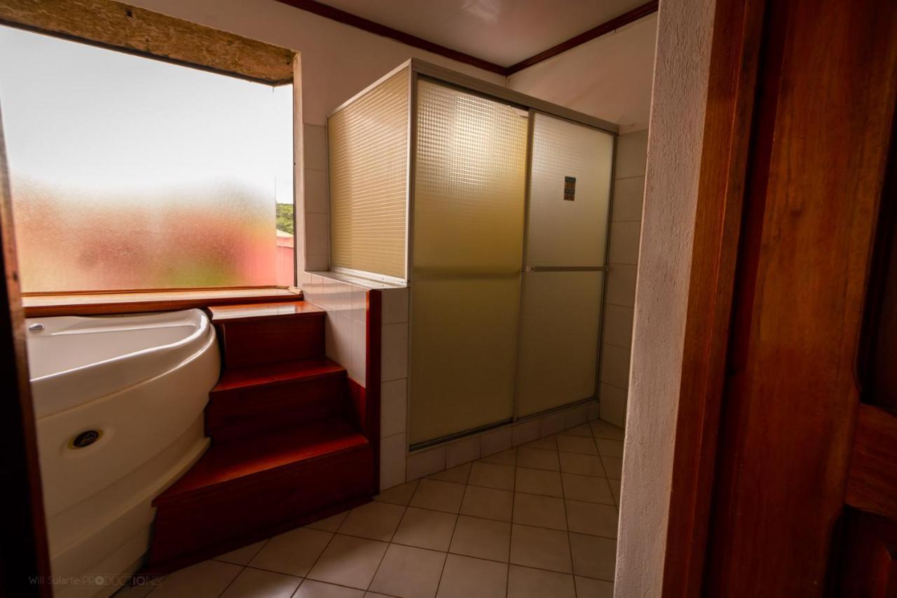Boruka Bnb Hotell Alajuela Eksteriør bilde