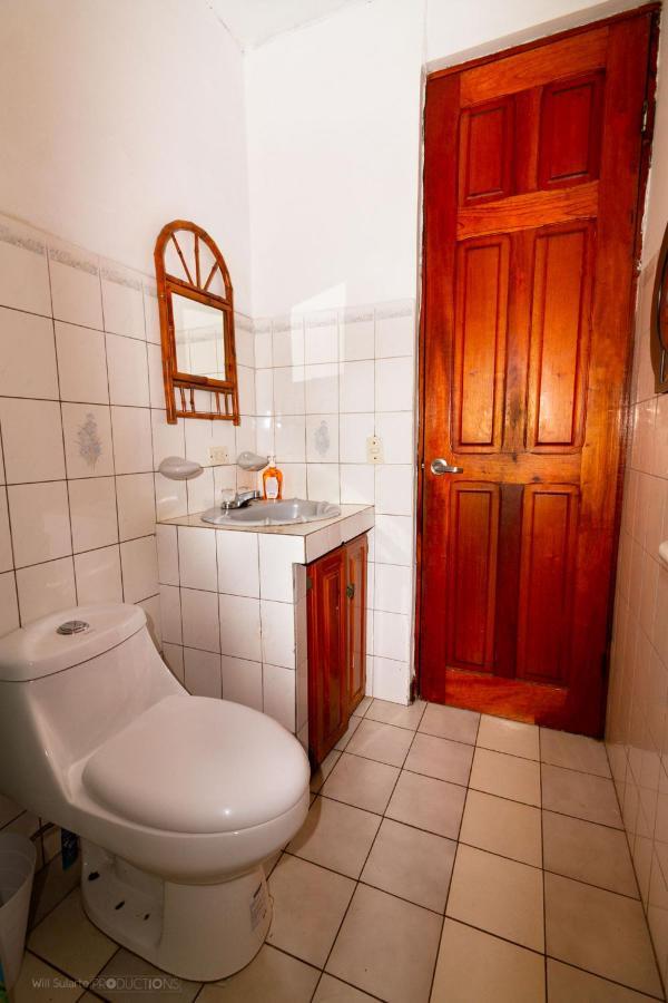 Boruka Bnb Hotell Alajuela Eksteriør bilde